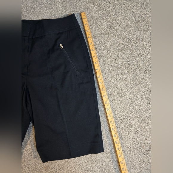 Tail Black Comfort Fit Flat Front Golf Shorts Women's Size 6 - Picture 3 of 9